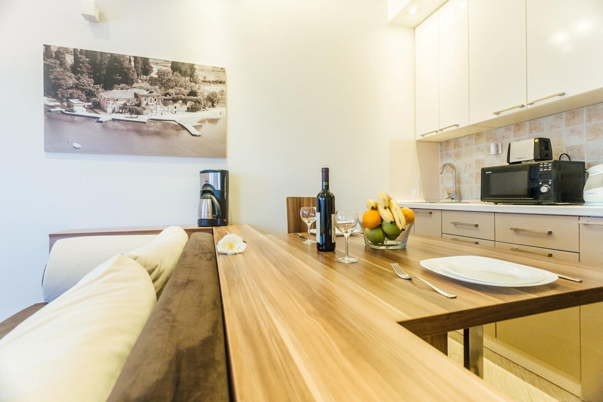 Apartments Monet Тиват Экстерьер фото