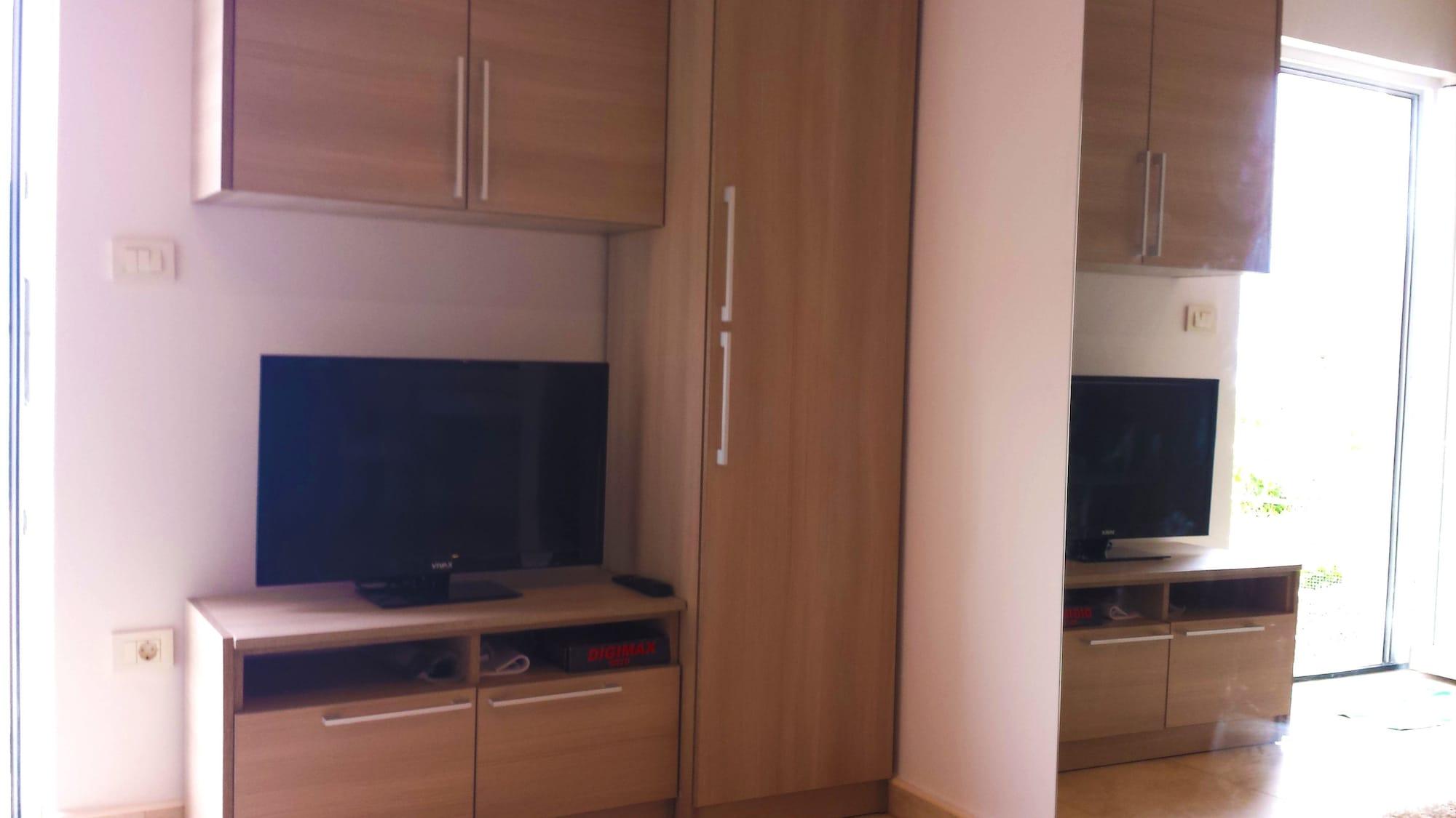 Apartments Monet Тиват Экстерьер фото